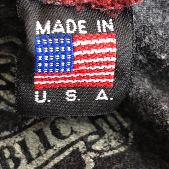 Wild Thing Graphic Women's Top - Red and Gray - Picture 5 of 6